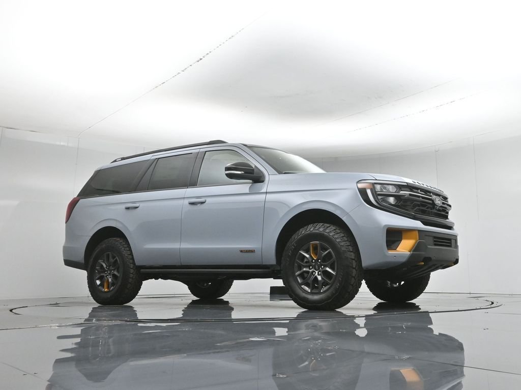 New 2026 Glacier Gray Metallic Tri-Coat Ford Tremor image 3