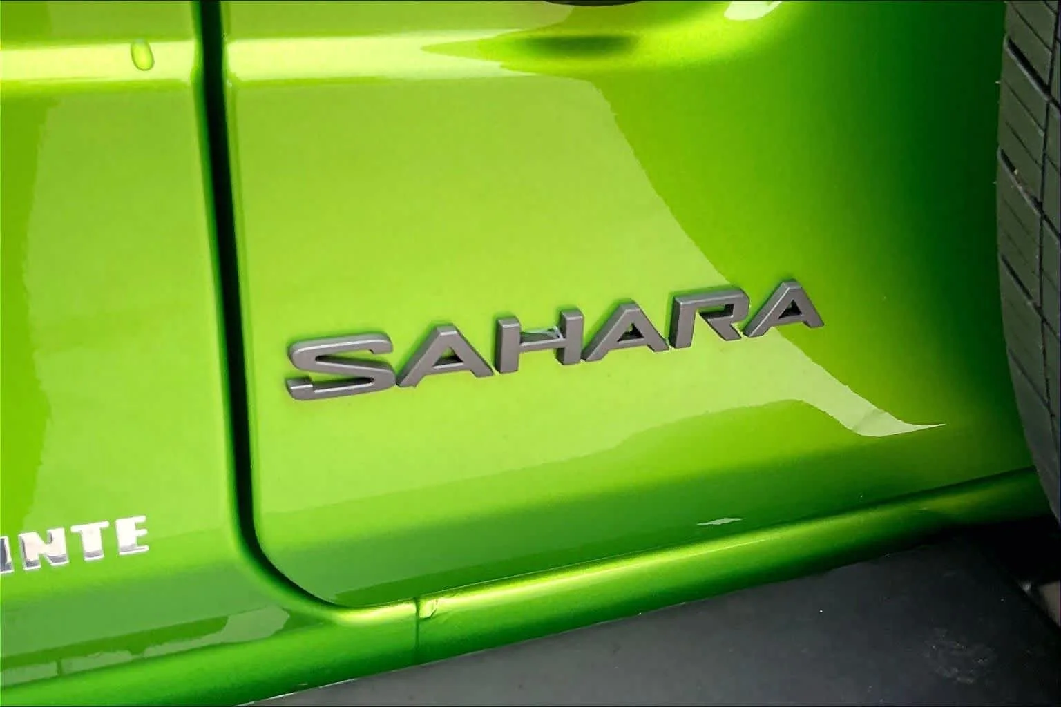 New 2026 Mojito Clear-Coat Exterior Paint Jeep Sahara image 15