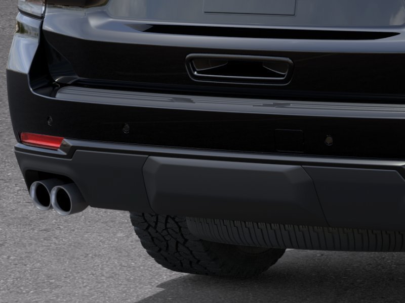 2027 Chevrolet Suburban Z71 - Photo 14