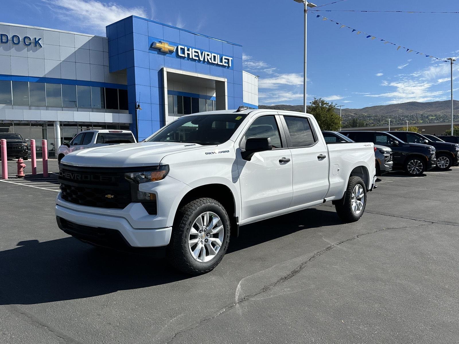 New 2026 Summit White Chevrolet Custom image 2