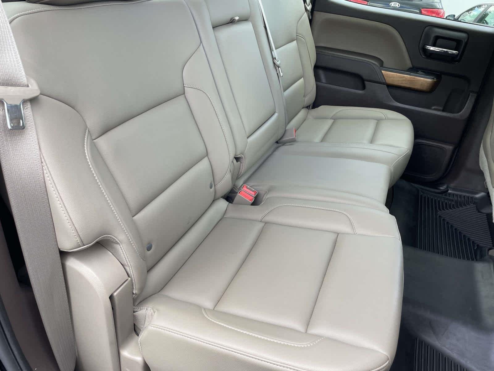 Used 2015 Black Chevrolet LTZ image 21