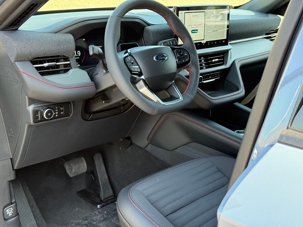 New 2027 Vapor Blue Metallic Ford ST-Line image 6