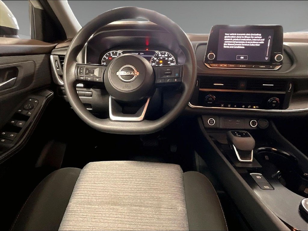 Used 2023 White Nissan SV image 17