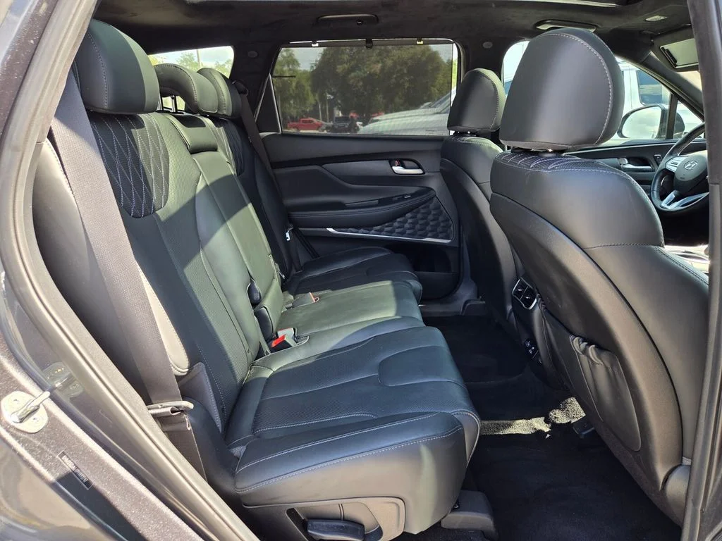 Used 2023 Gray Hyundai Calligraphy image 17