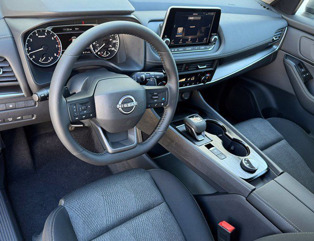 New 2026 Everest White Pearl TriCoat Nissan SV image 12