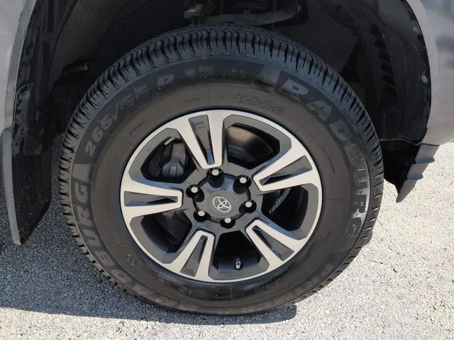 Used 2019 2019 TOYOTA TACOMA 4WD TRD SPORT Toyota TRD Sport image 11