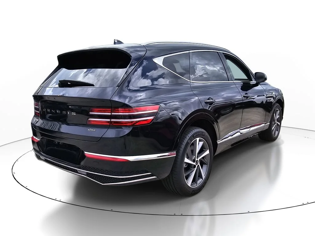 New 2026 Black Genesis 2.5T image 3