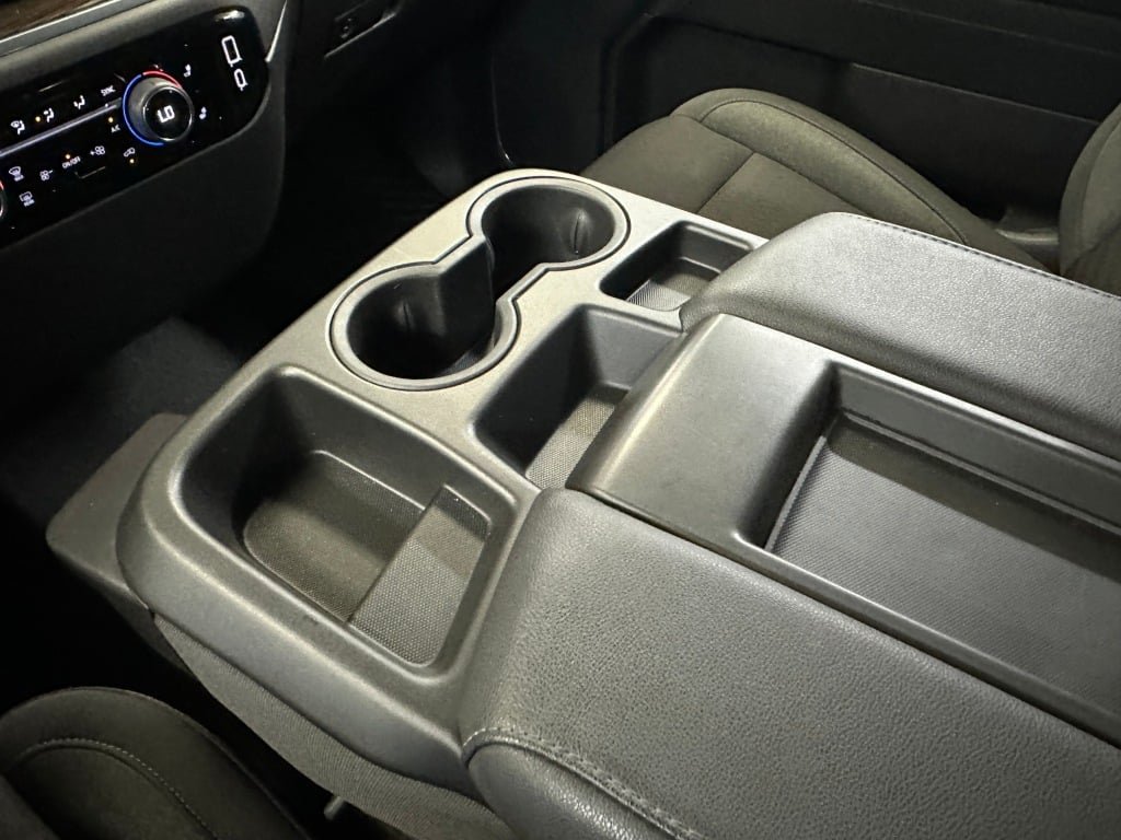 Used 2024 Sterling Gray Metallic Chevrolet LT image 17