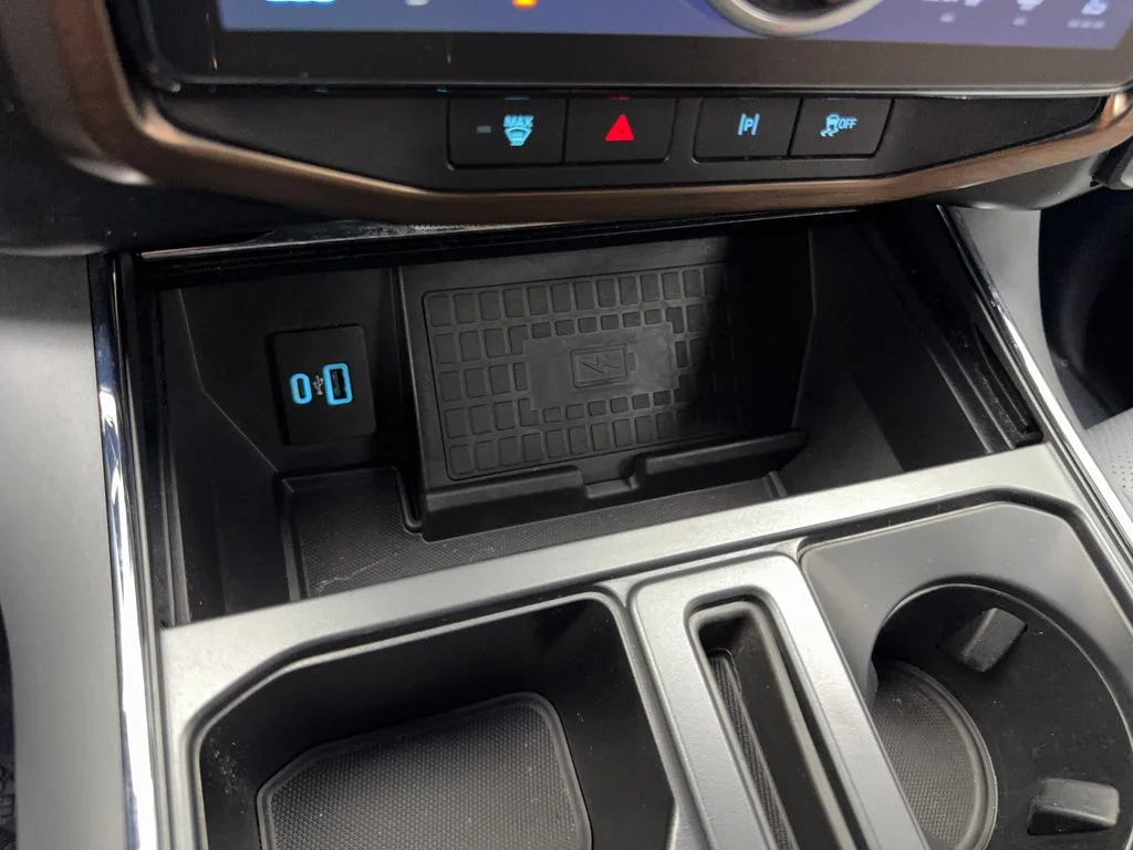 Used 2022 Silver Ford Lariat image 67