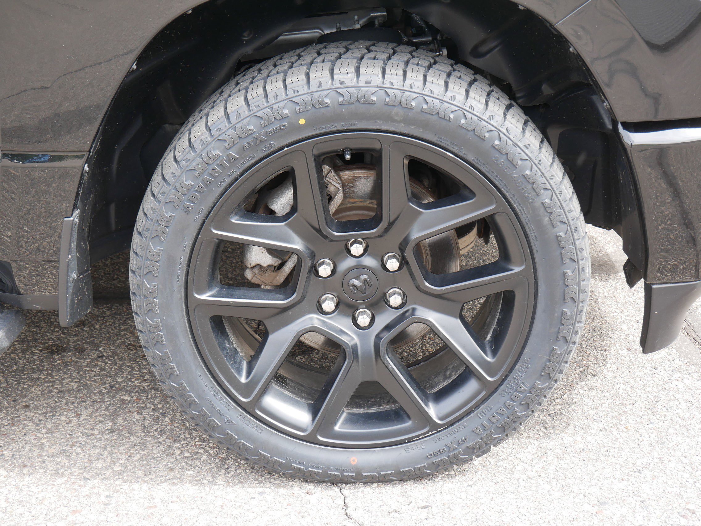 Certified Used 2023 Diamond Black Crystal Pearlcoat Ram Laramie image 9