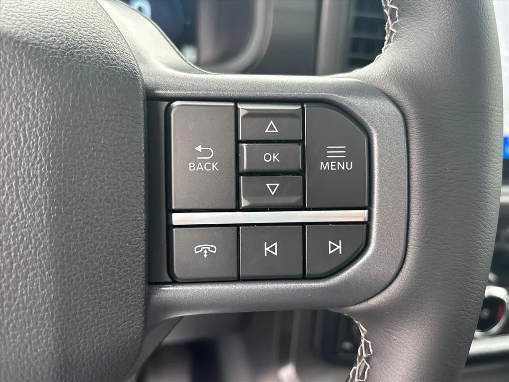 New 2026 Star White Metallic Tri-Coat Ford Lariat® image 31