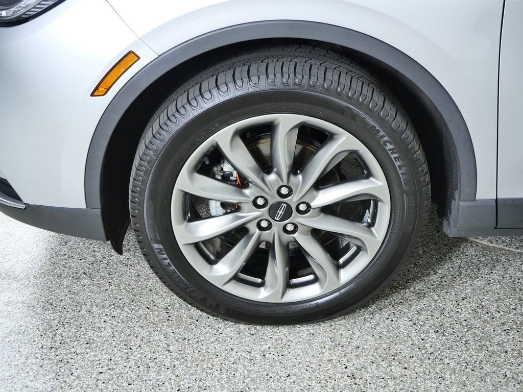 Used 2020 Silver Lincoln Standard image 17
