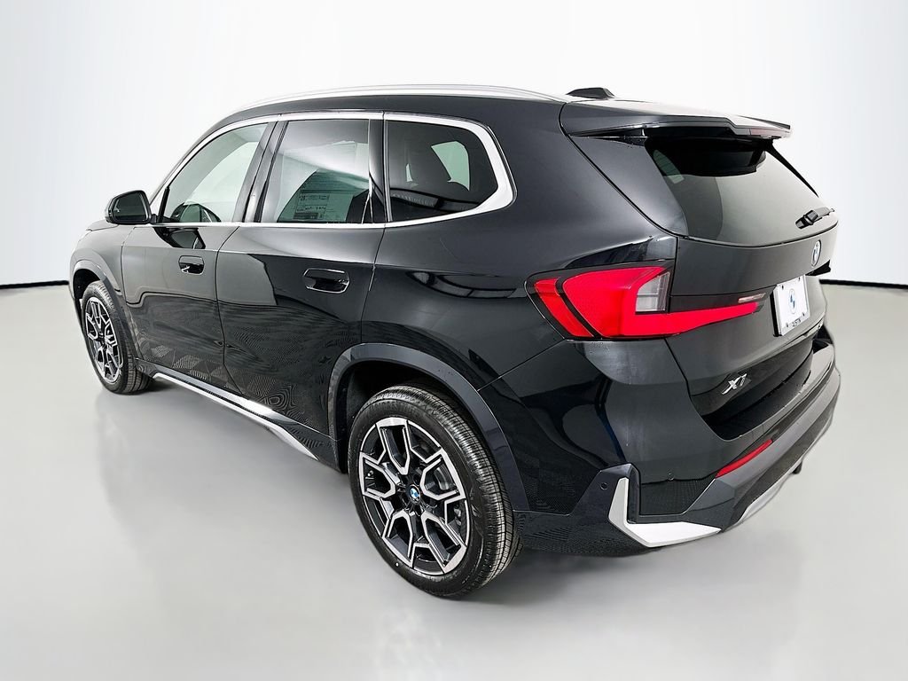 Used 2026 Jet Black BMW xDrive28i image 7