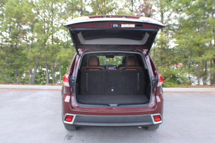 Used 2019 Ooh La La Rouge Mica Toyota Limited image 23