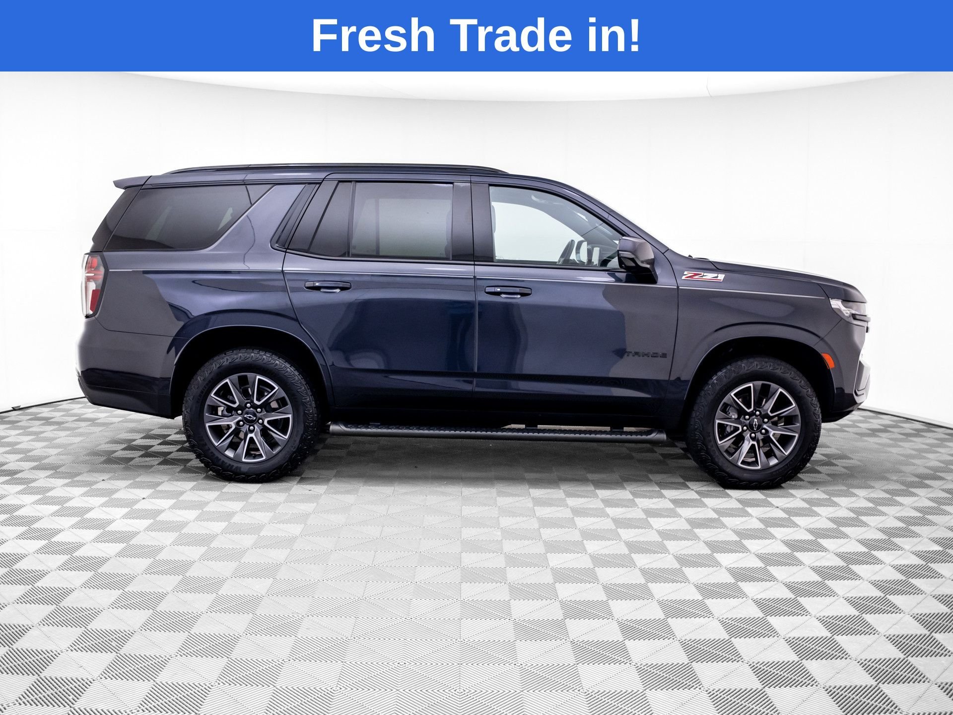 Used 2024 Gray Chevrolet Z71 image 6
