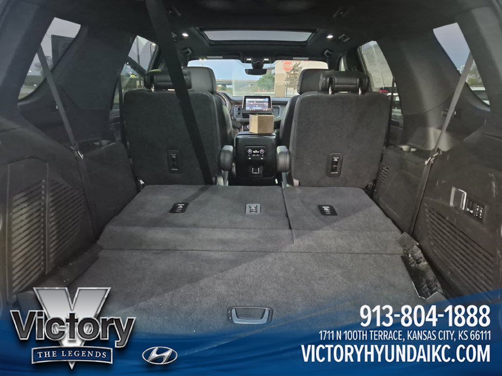 Used 2021 Black Chevrolet High Country image 23