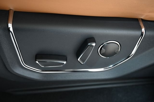 Used 2024 Black Ford Platinum image 28