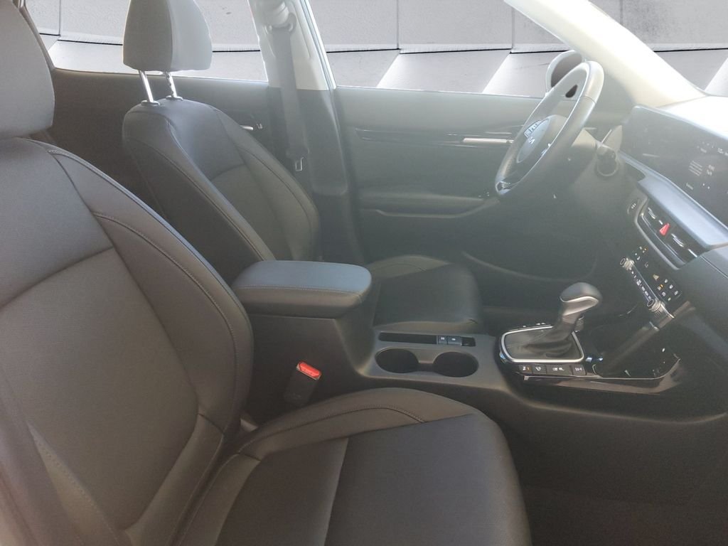 Used 2026 White Kia SX image 13