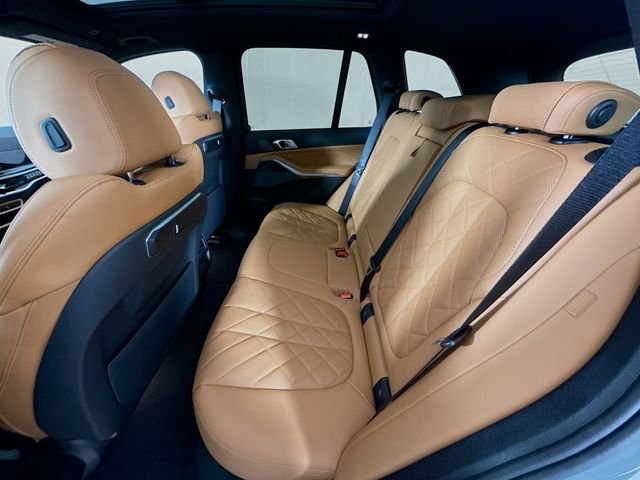 New 2026 Brooklyn Grey Metallic BMW xDrive40i image 25