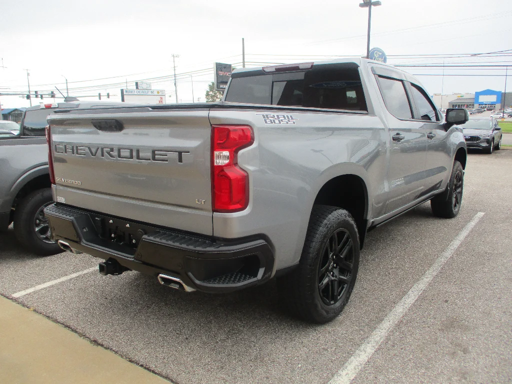 Used 2024 STERLING GRAY METALLIC Chevrolet LT Trail Boss image 20