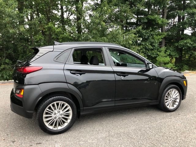 Used 2021 Black Hyundai SEL Plus image 5