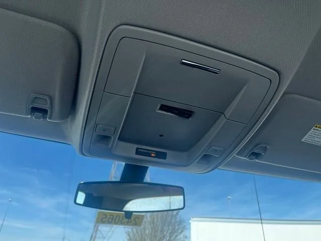 New 2024 Summit White Chevrolet Work Truck image 32