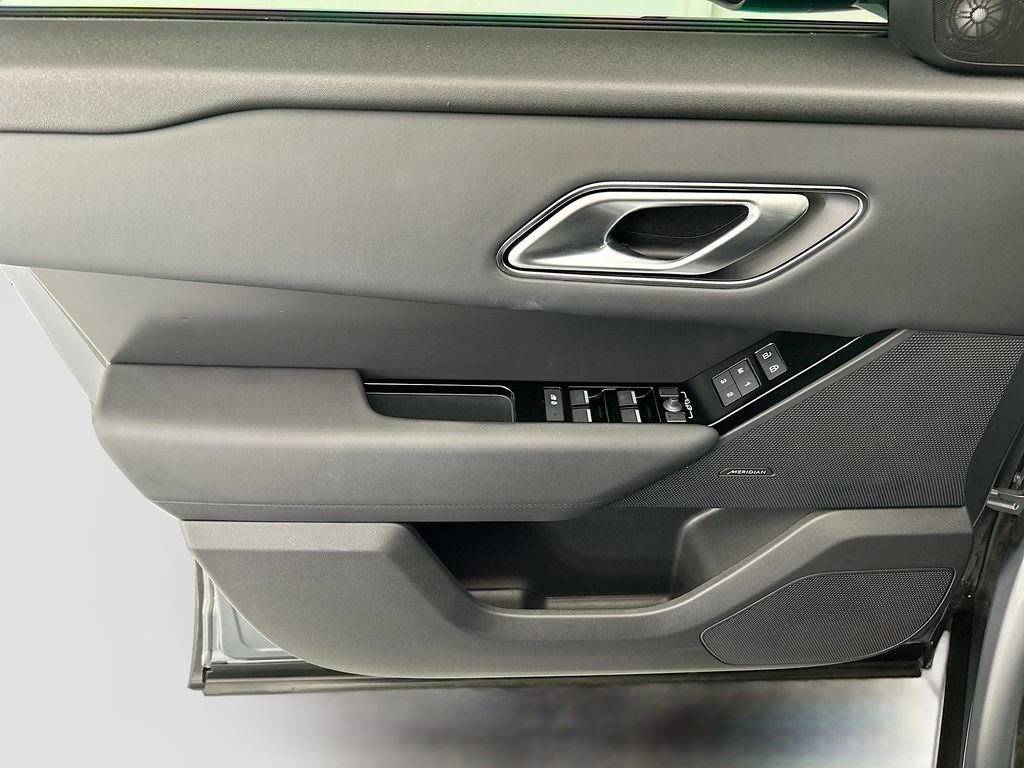 2026 Land Rover Range Rover Velar S - Photo 23
