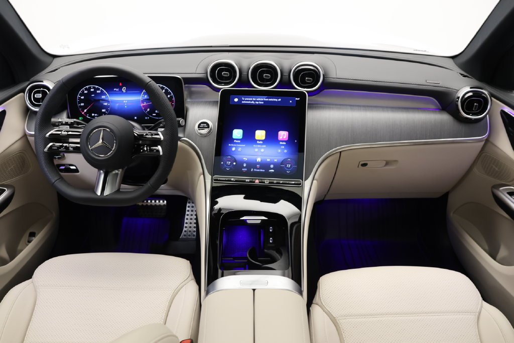 New 2027 Graphite Grey Metallic Mercedes-Benz GLC 300 image 19