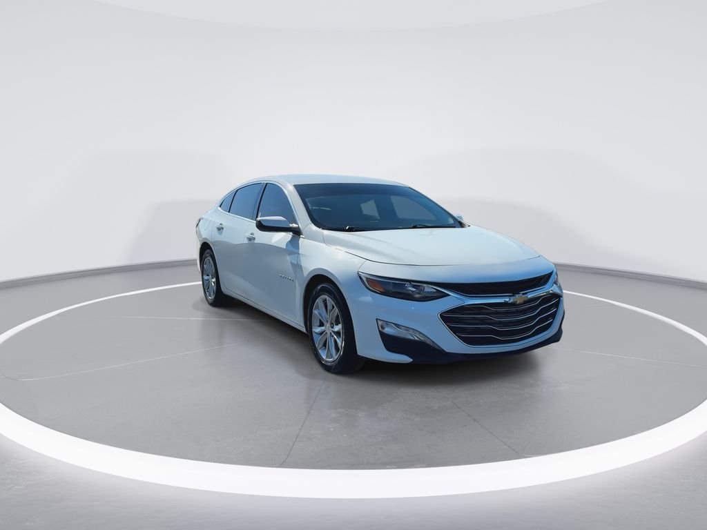 Used 2020 White Chevrolet LT image 2
