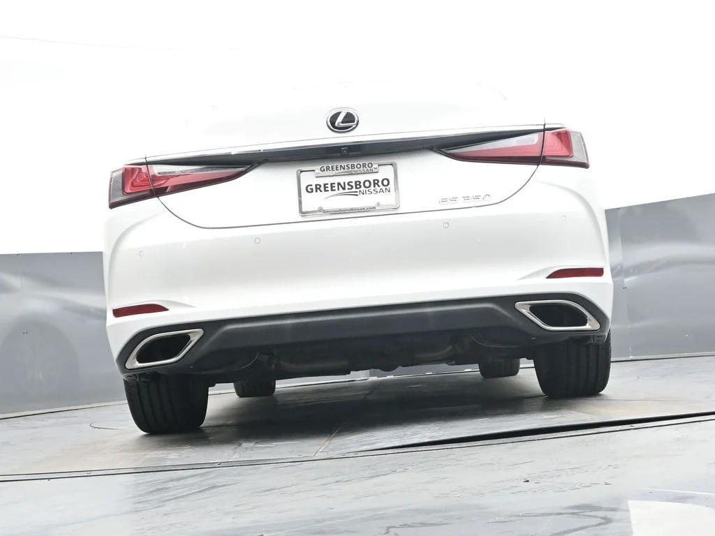 Used 2021 White Lexus 350 image 45