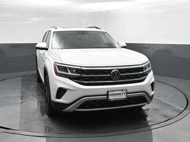 Used 2022 White Volkswagen 3.6L V6 SE w/Technology image 17