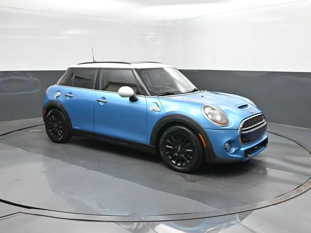Used 2015 Blue MINI Base image 16