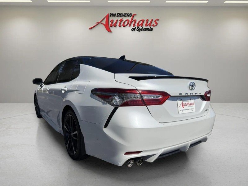 Used 2019 Wind Chill Pearl Toyota XSE image 5