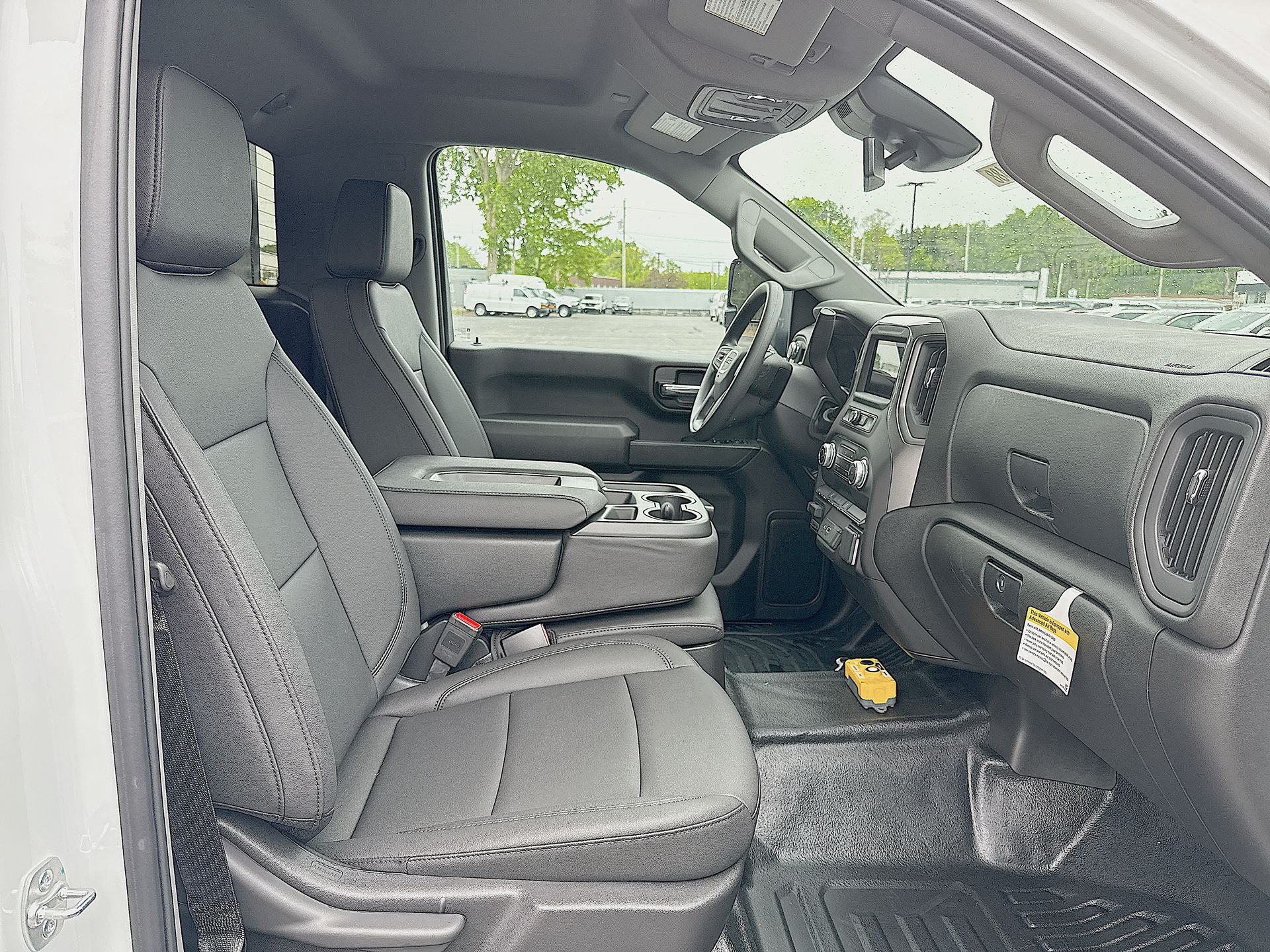 2025 GMC Sierra 3500HD Pro - Photo 23