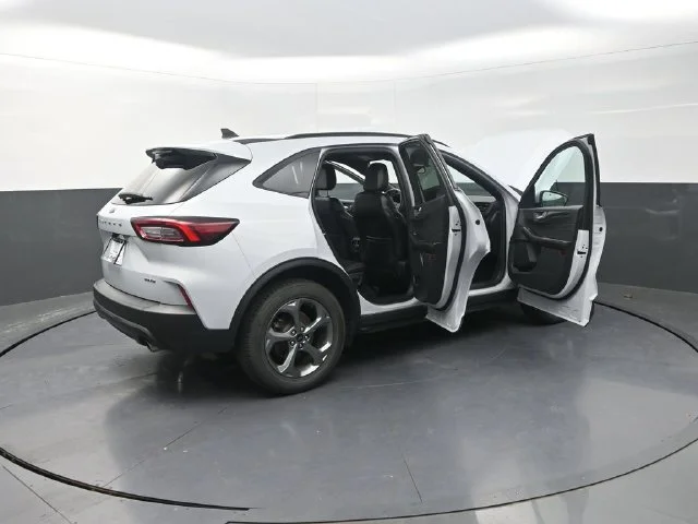 Used 2025 Silver Ford ST-Line Select image 37