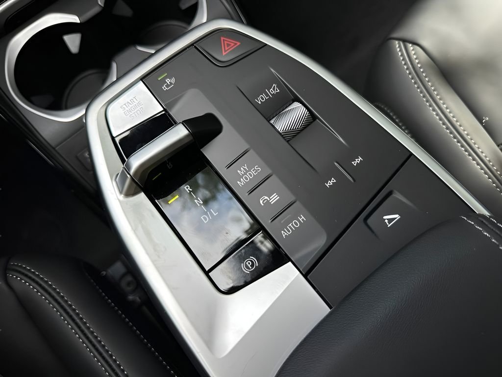 New 2026 Black Sapphire Metallic BMW xDrive28i image 14