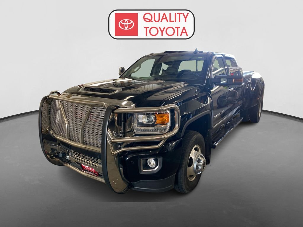 2019 GMC Sierra 4WD Crew Cab Long Box Denali's photo