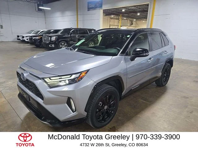 2022 Toyota RAV4 Hybrid XSE AWD's photo