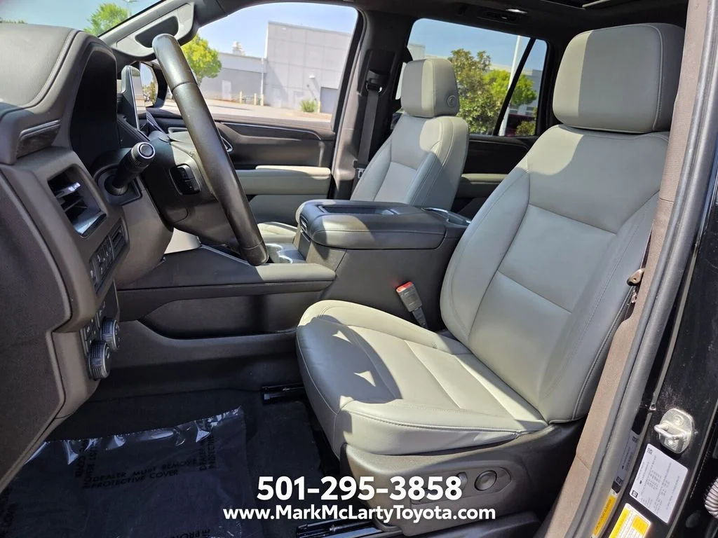 Used 2021 Black Chevrolet Z71 image 9