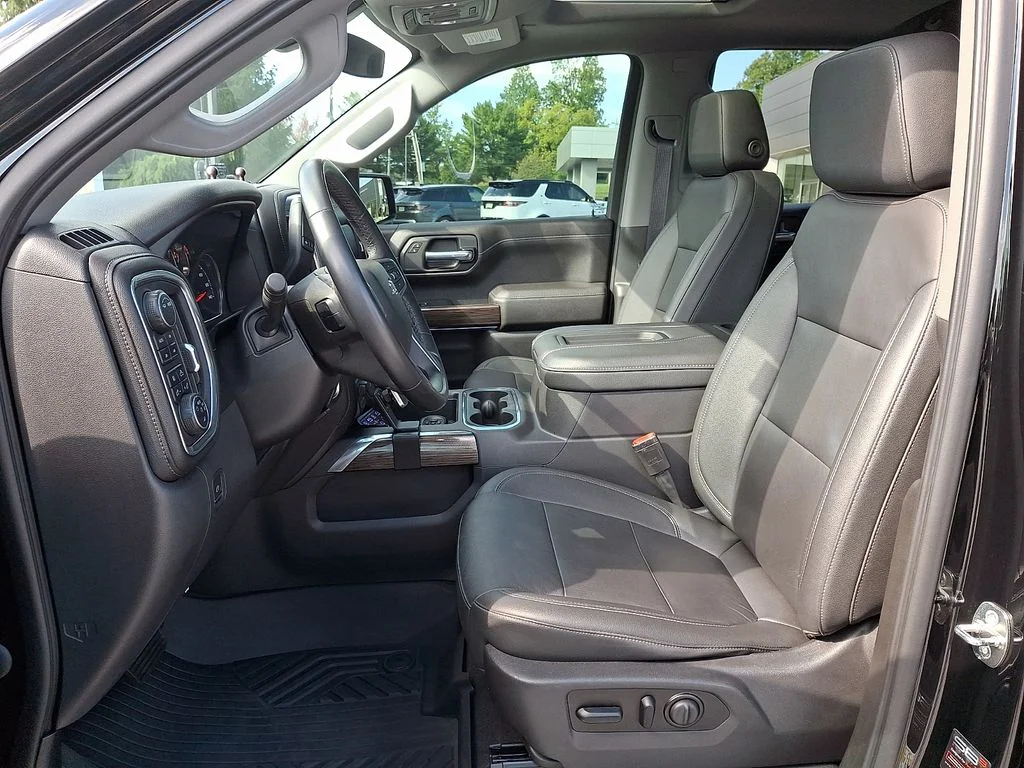 Used 2021 Black Chevrolet LT Trail Boss image 13