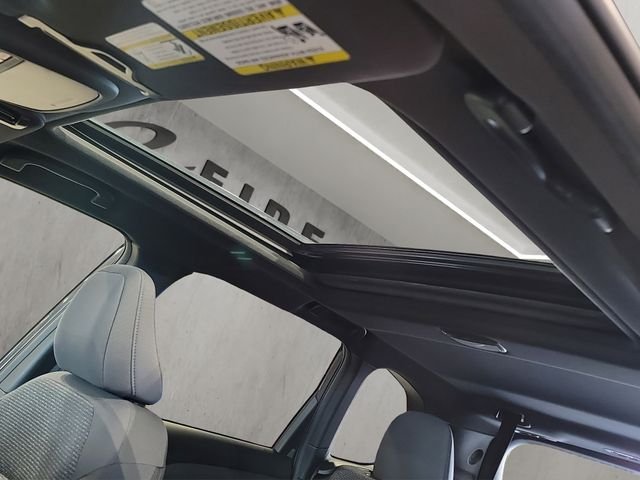 Used 2025 Gray Metallic Subaru Premium image 42