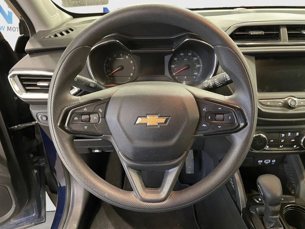 Used 2023 Blue Chevrolet LT image 12