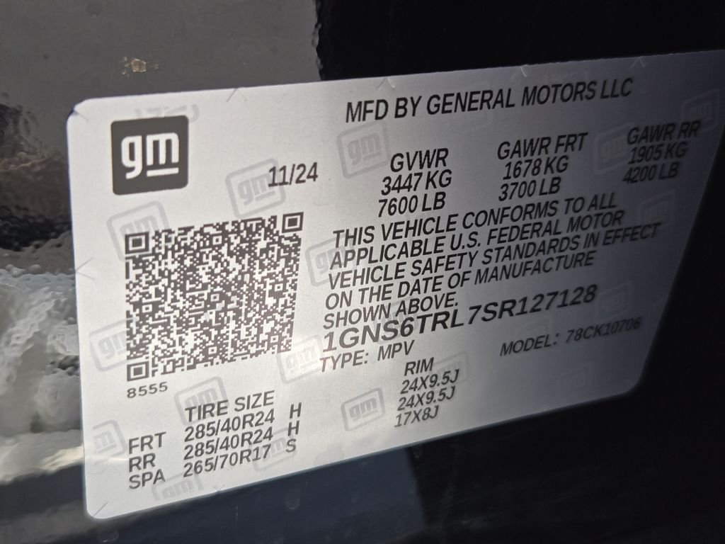 Used 2025 Black Chevrolet High Country image 35