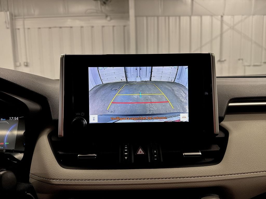 Used 2025 Silver Toyota XLE Premium image 20