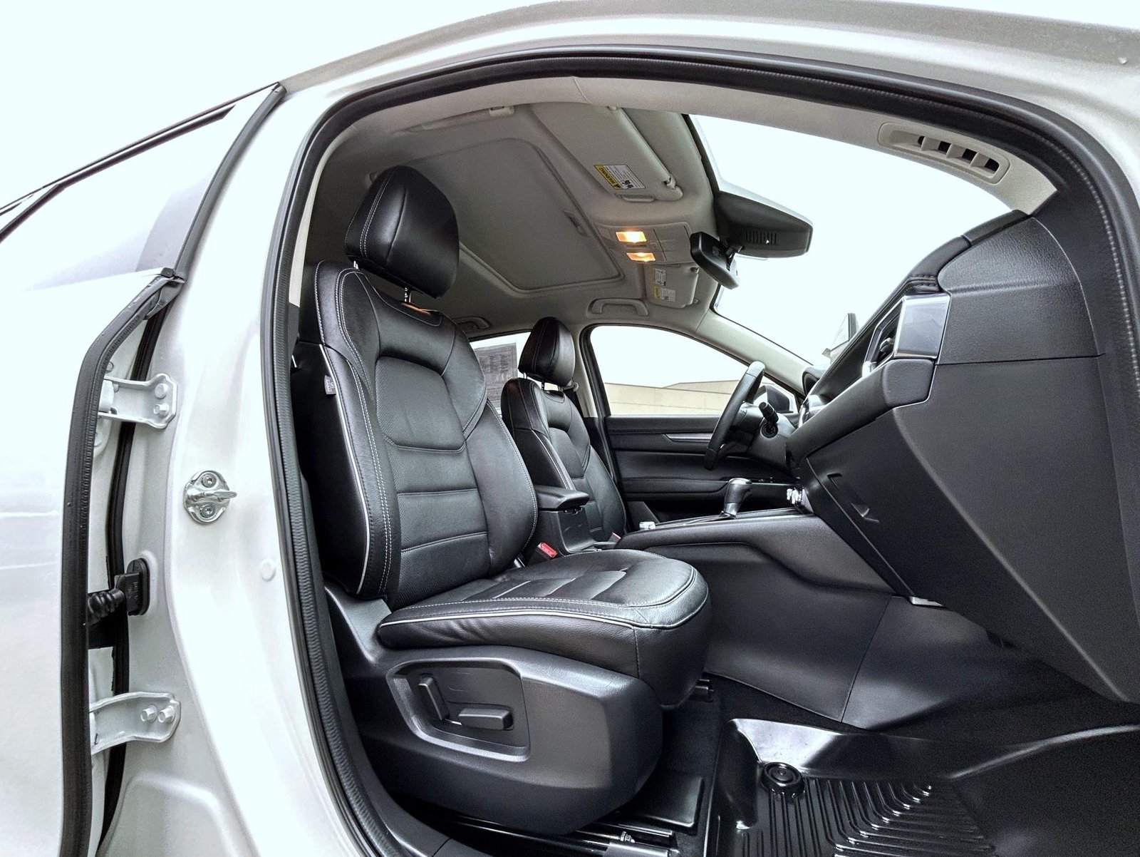 Used 2024 White Mazda 2.5 S Preferred Package image 15