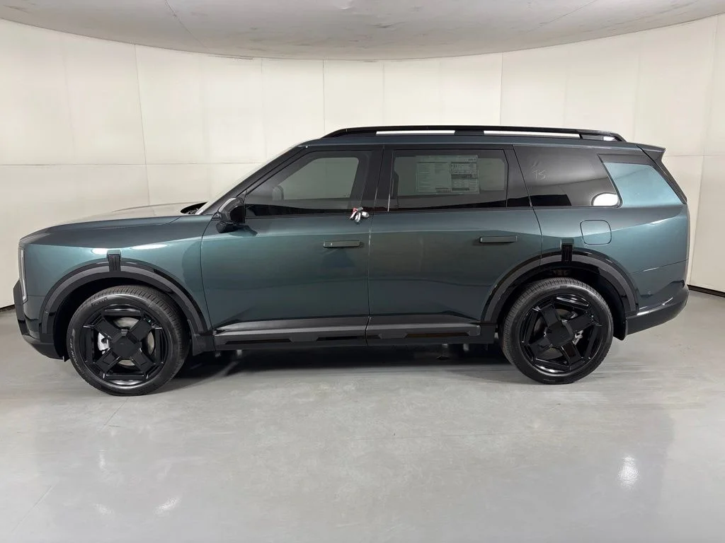 New 2027 Black Jade Green Kia X-LINE SX image 5