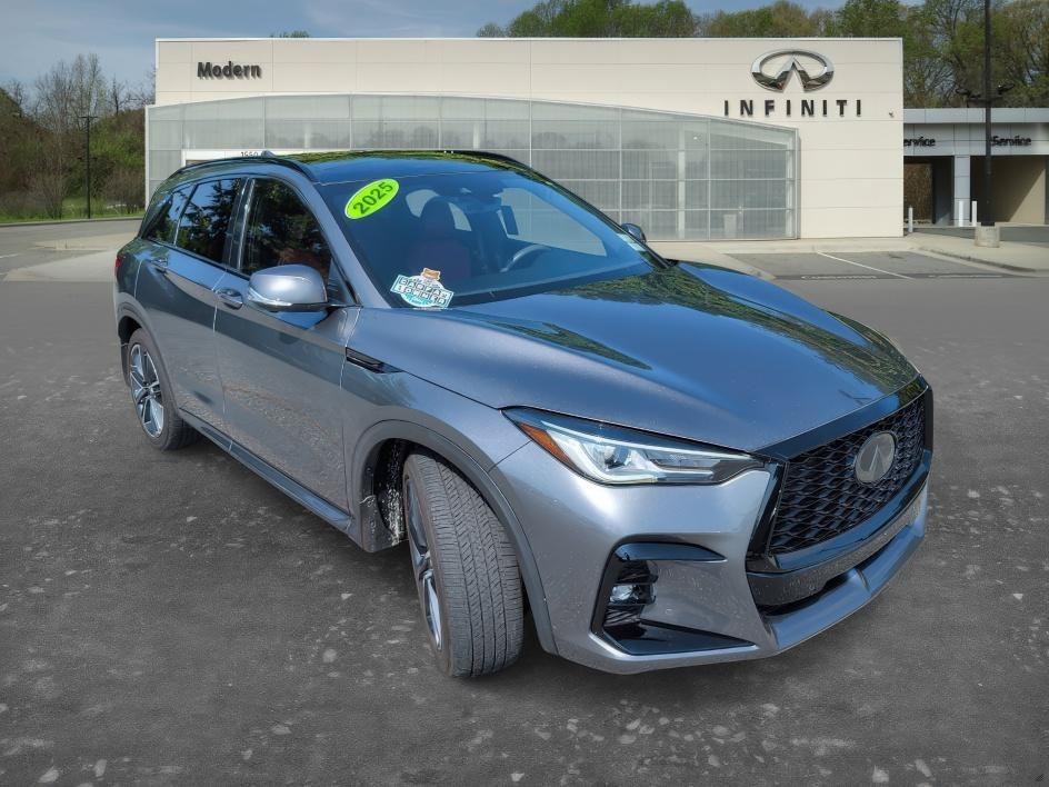 Certified Used 2025 Graphite Shadow INFINITI SPORT image 2
