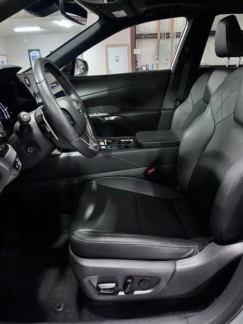 Used 2023 Silver Lexus 350 Premium image 13