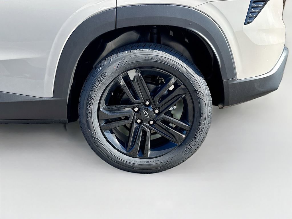 2026 Chevrolet Trax Activ - Photo 35