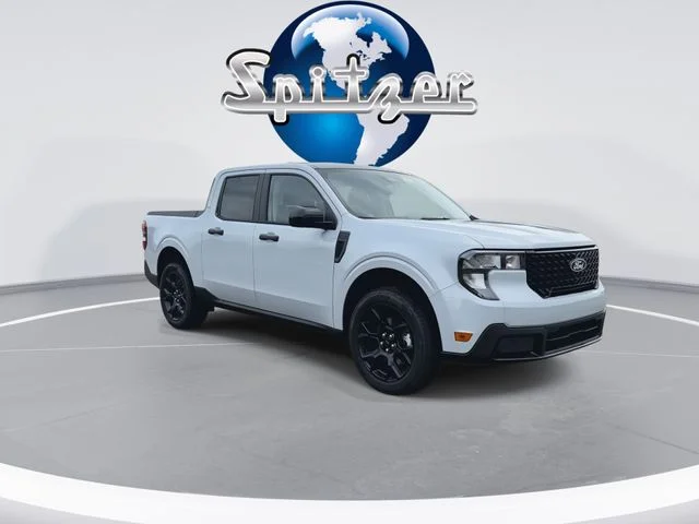New 2026 Space White Metallic Ford XLT image 3